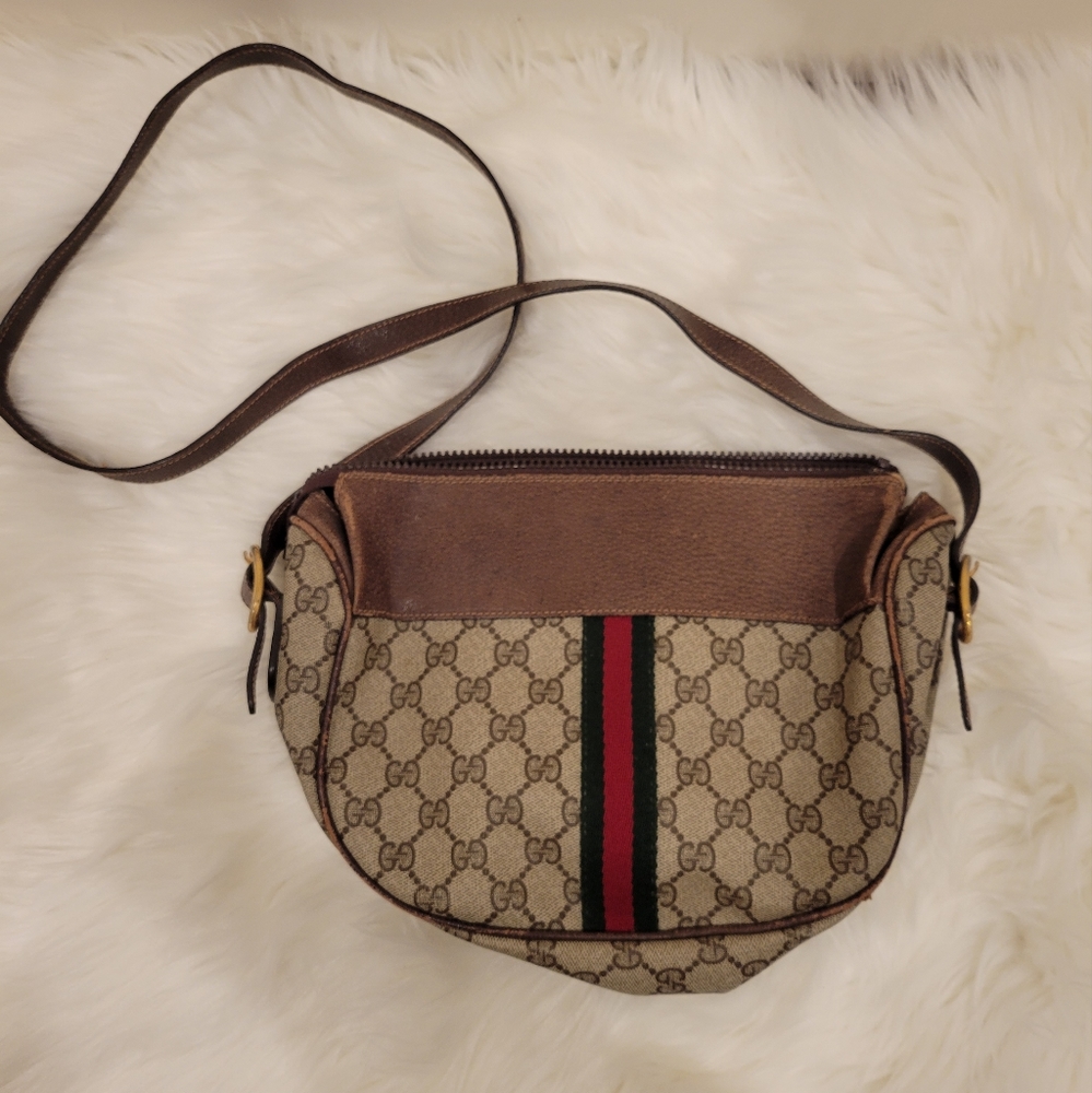 Vintage Gucci Crossbody - Picture 3 of 14